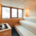 Burgstadl & Restaurant Apartman 4*