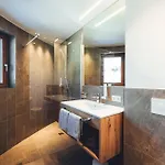 Burgstadl & Restaurant 4* Ladis