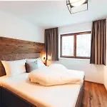 Apartman Burgstadl & Restaurant 4*
