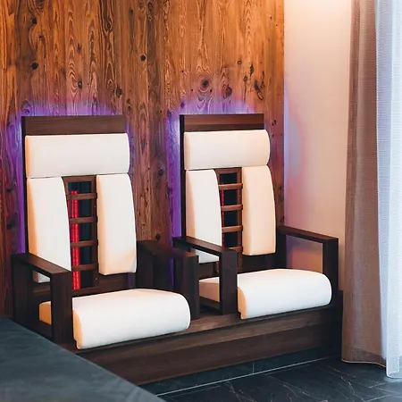 Burgstadl & Restaurant Appartamento Ladis