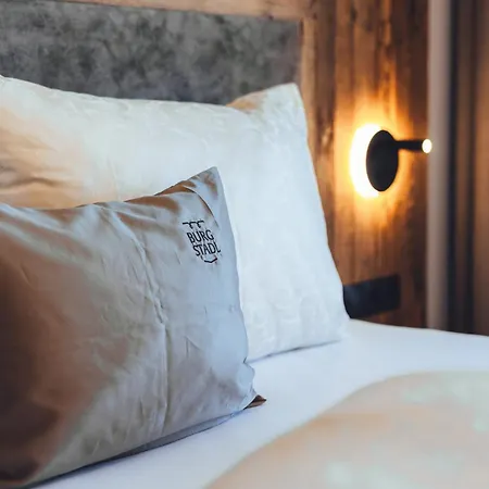 Burgstadl & Restaurant Appartamento