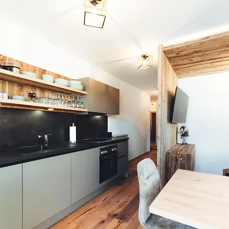 Burgstadl & Restaurant Appartamento