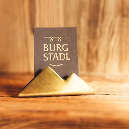 Burgstadl & Restaurant 4* Ladis