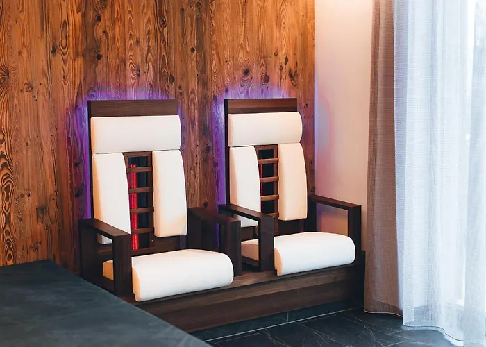 Burgstadl & Restaurant شقة لاديس