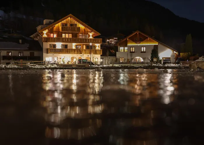 شقة Burgstadl & Restaurant 4*